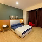 Stylish Romantic Couples Getaway At Kl City 1419