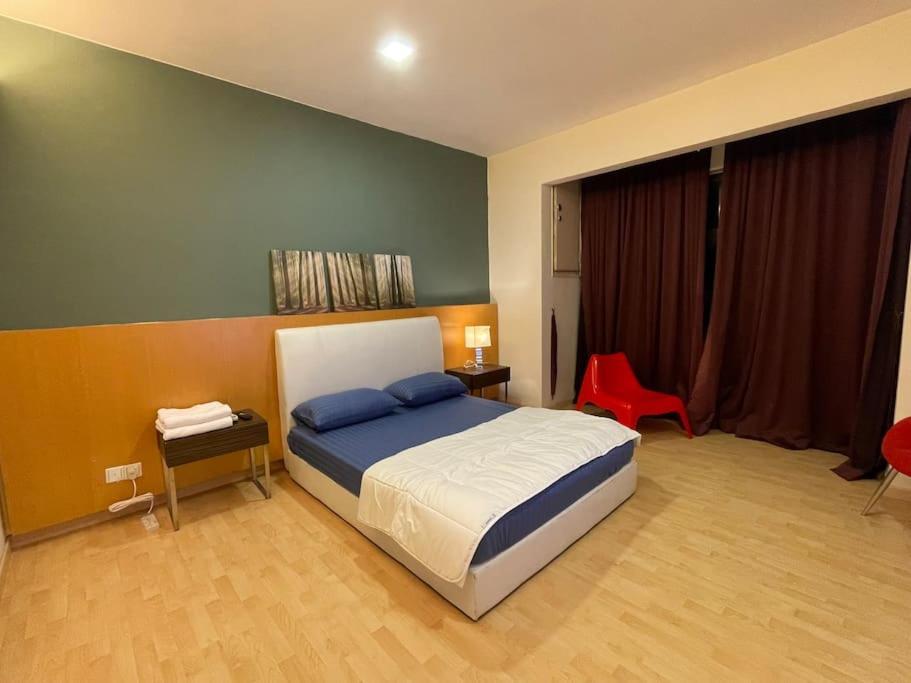 Stylish Romantic Couples Getaway At Kl 1419 Apartment